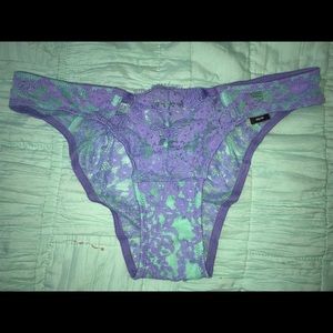 Victoria’s Secret Cheekini